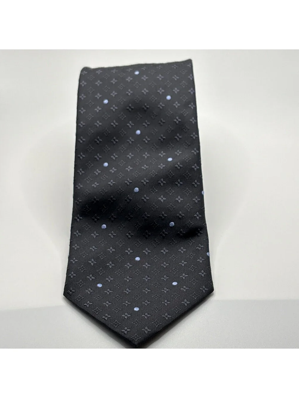 Louis Vuitton this tie